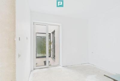 Casă cu 4 camere cu Teren 435 Mp în Dumbrăvița