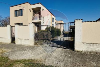 Casa / Vila  stil mediteranean in apropiere de Oradea - 1