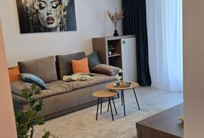 Apartament cu 2 camere, mobilat în Central - 1