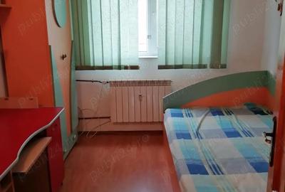 Apartament cu 4 camere decomandat în Central - 2