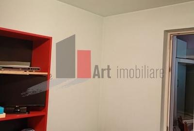 Vânzare apartament semidecomandat 2 camere Bd. Obregia - 1