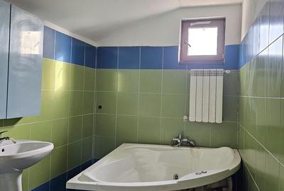 Casă individuală cu 6 camere cu Canalizare în Episcopia Bihorului - 11