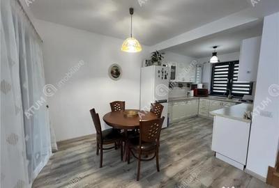 Casă cu 4 camere cu Teren 98 Mp în Central - 3