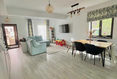 Casă cu 4 camere cu Canalizare în Bucium