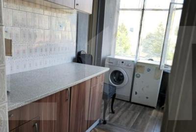 Apartament de vanzare, cu o camera, 40 mp, zona Take Ionesc - 2