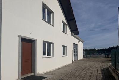 Casa 4 Camere Pretabil Spatiu de Birouri sau Clinica - 2