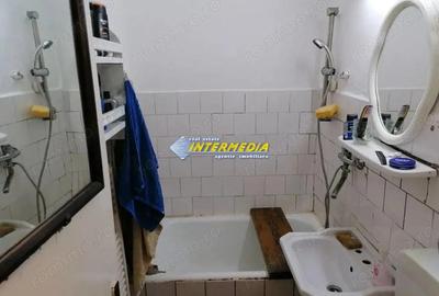 Garsoniera de vanzare in Cetate Alba Iulia etaj intermediar mobilata si utilata - 3
