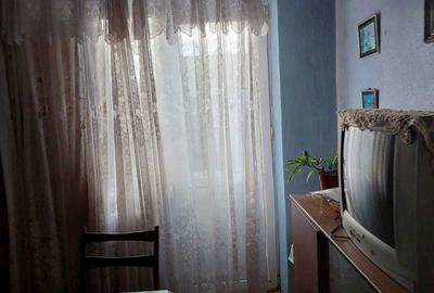 Apartament cu 3 camere decomandat în Micro 40 - 8