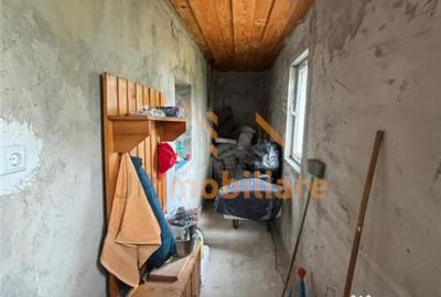 Casă cu 2 camere cu Teren 4000 Mp în Dernișoara - 1