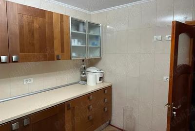 Apartament 2 camere-mosilor-obor-centrala proprie-parcare proprie-metrou 5 minute - 2