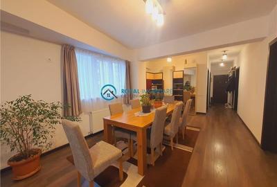 Royal Imobiliare - Vanzare apartament 3 camere zona 9 MAI - 7