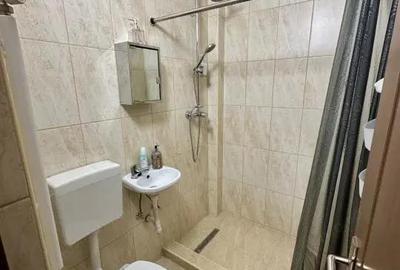 Apartament cu 3 camere semidecomandat, mobilat în Cantemir - 1