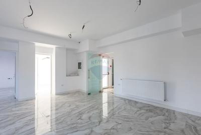 Proprietate specială, de 1,200 mp, în Exterior Est - 5