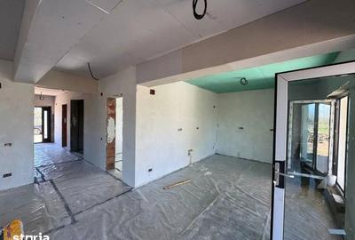 Casă cu 4 camere cu Teren 400 Mp în Crevedia