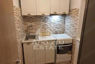 Garsonieră semidecomandată în Girocului - 5