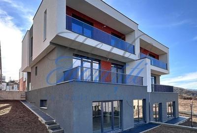 Casa tip duplex 180mp, teren 540mp, zona Vivo - 1