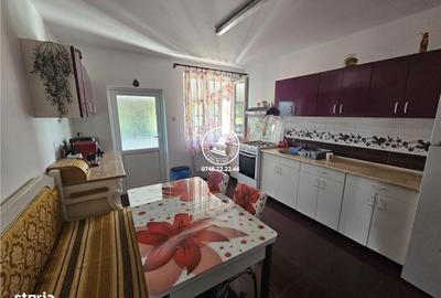 Casă cu 4 camere în Dorobanț - 10