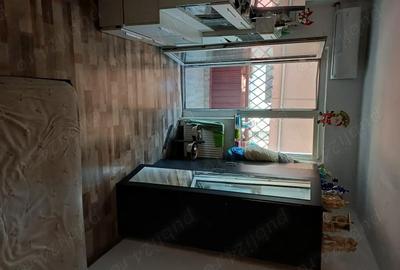 Apartament cu 3 camere decomandat în Central - 2