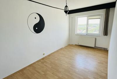 Apartament cu 3 camere decomandat în Central - 4