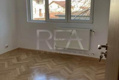 2 camere renovat pe Mihalache cu Vedere Spate - 4