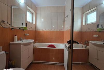 Apartament cu 2 camere decomandat în Micro 14 - 1