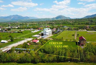 Teren superb in Bran cu parau in spatele lui - 4