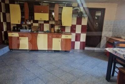 Casa PREDELUT , 4 camere - 12