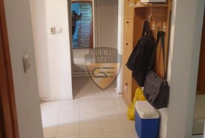 Vanzare apartament 3 camere Constanta , Faleza Nord , centrala gaze, de renovat - 8