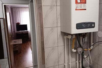 Apartament cu 2 camere decomandat în Războieni