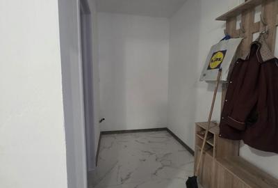 Apartament cu 3 camere în Calea București - 13