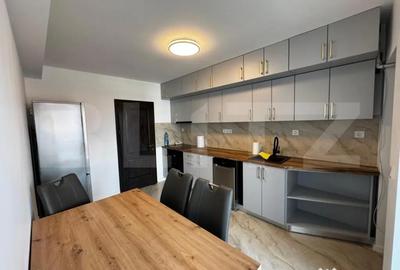 Apartament cu 4 camere decomandat în Central - 5