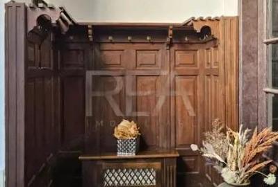 Casa de birouri de inchiriat 11 camere - 15