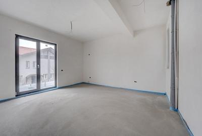 Duplex cu 4 camere decomandat cu Canalizare în Păcii - 8
