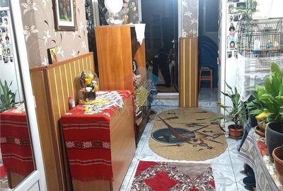 Casă cu 4 camere decomandat cu Canalizare în Calea Galați - 2