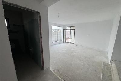 Casă individuală cu 7 camere cu Canalizare în Ciorogârla - 9