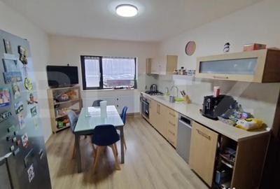 Casă cu 4 camere cu Teren 480 Mp în Cârcea - 2