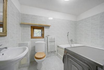 Casă individuală cu 6 camere cu Canalizare în Viilor - 16