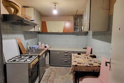 Casă cu 3 camere cu Teren 146 Mp în Tei - 4