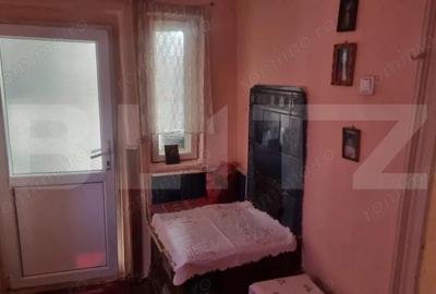 Casă cu 4 camere cu Teren 900 Mp în Lipănești - 5