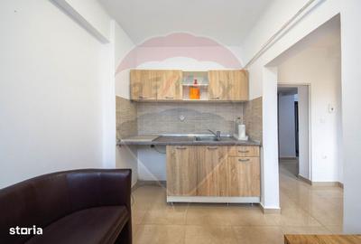 Apartament cu 2 camere, mobilat în Florilor - 3