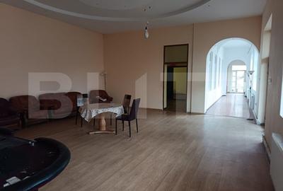 Casa cu 4 camere, 191 mp, zona Centrala, 0% Comision - 7