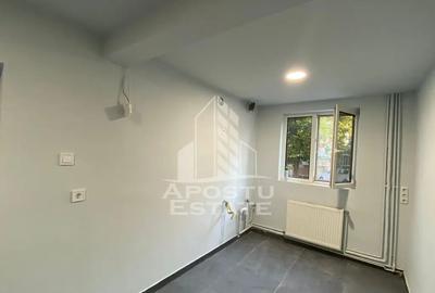 Casă cu 4 camere cu Teren 150 Mp în Ghiroda - 13