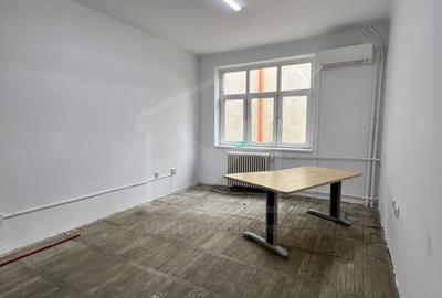 Spațiu comercial, de 37 mp, în Horea - 2