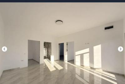 Casă cu 3 camere cu Canalizare în Lumina - 3