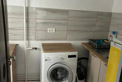 Garsonieră decomandată în Militari - 2