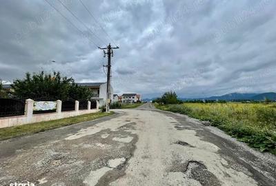 Teren de 3436 mp, în Sânpetru - 4