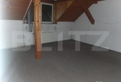 Spațiu comercial, de 165 mp, în 13 Decembrie - 7