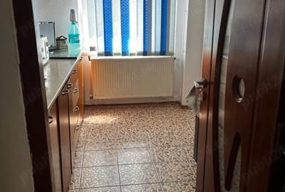 Apartament cu 3 camere decomandat în Central - 9