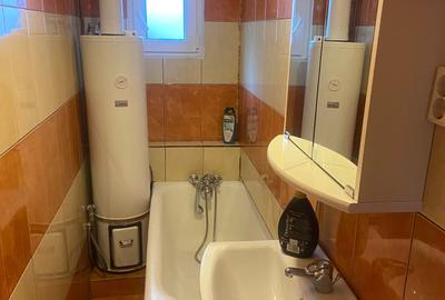 Casă cu 4 camere în Central - 1