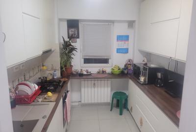 Apartament cu 3 camere decomandat în Lacul Tei - 5